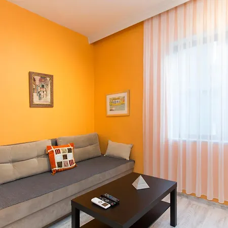 One Bedroom Suites Istanbul 아파트 *
